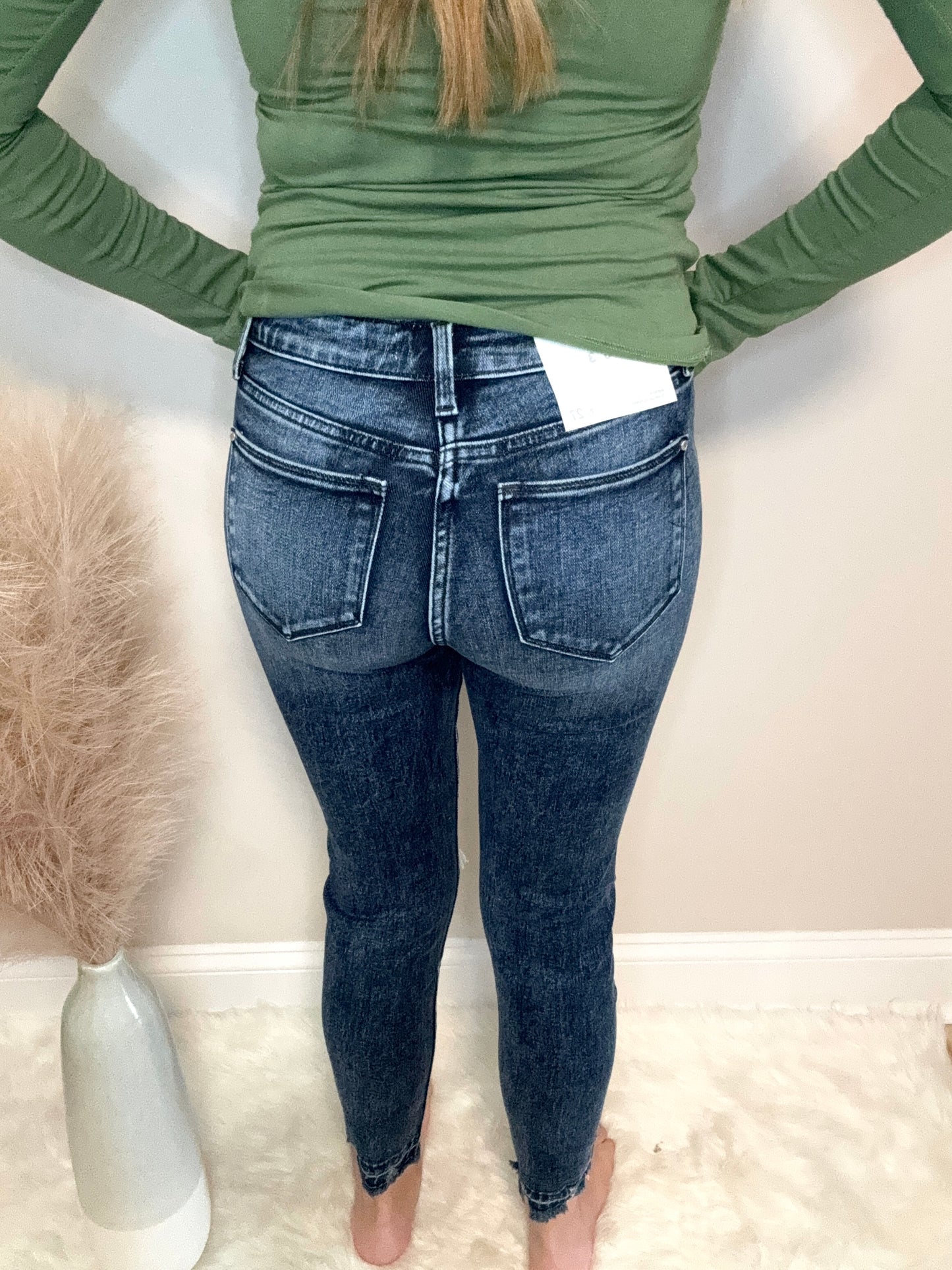 High Rise Dark Acid Wash Distressed Skinny Jean